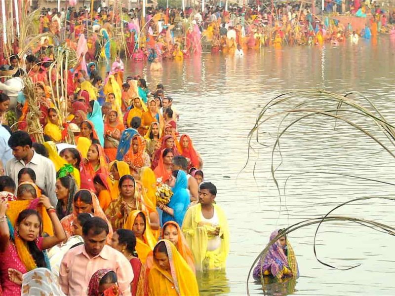 Muzaffarpur DM ordered all citizens to celebrate Chath from home